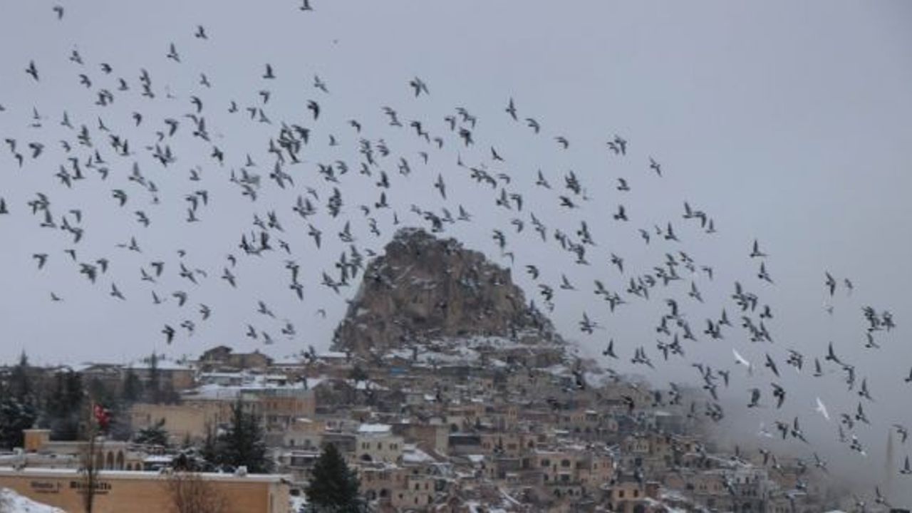 Kapadokya’da kar kartpostallık görüntüler ortaya çıkardı