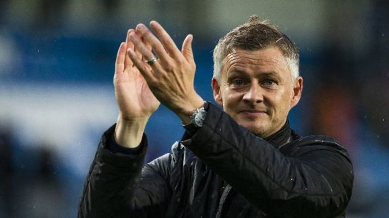 Manchester United geçici olarak Ole Gunnar Solskjaer’e emanet