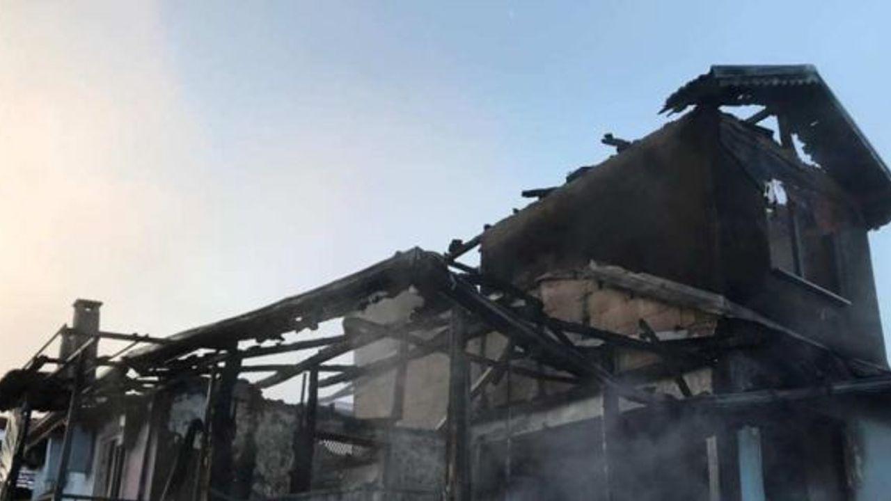 Tek katlı evde çıkan yangında engelli vatandaş hayatını kaybetti