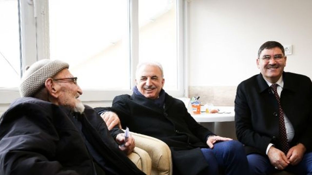 98 yaşındaki amcanın başkan adayı Yıldırım ile Ümraniye-Fenerbahçe sohbeti