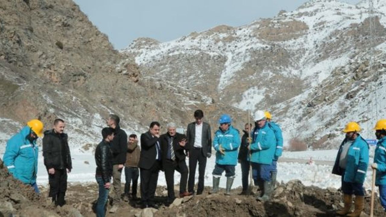 Ali Tekataş’tan dağları aşıp arızayı gideren ekibe ziyaret