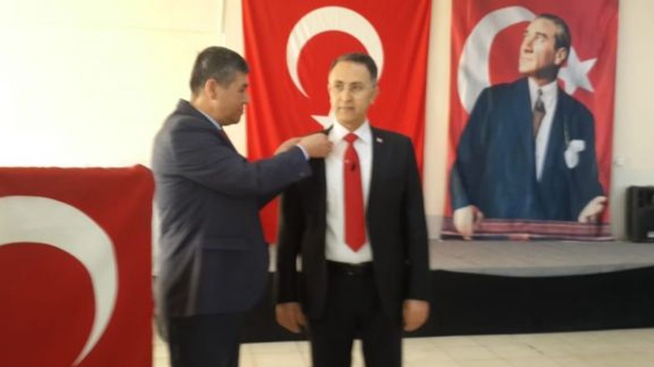CHP’den istifa eden Başkan Gülbay DP’den aday oldu