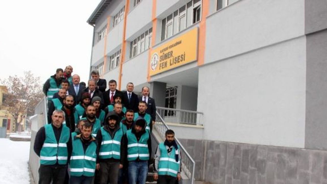 Denetimli Serbestlik kapsamında yükümlüler okulların bakımını gerçekleştiriyor