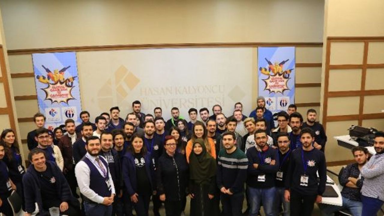 Dünya ile eş zamanlı oyun geliştirildi