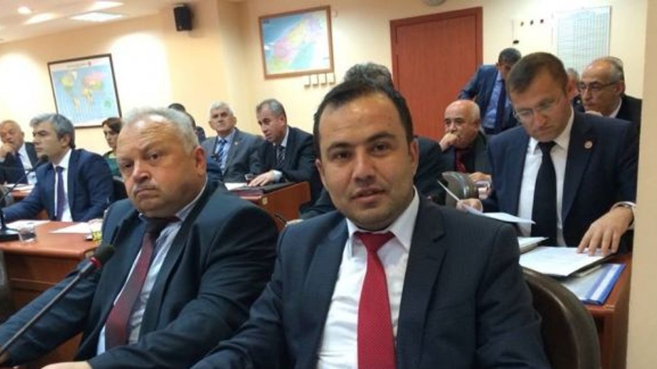 İl Genel Meclisi Üyesi Arslan 2. kez partisinden istifa etti