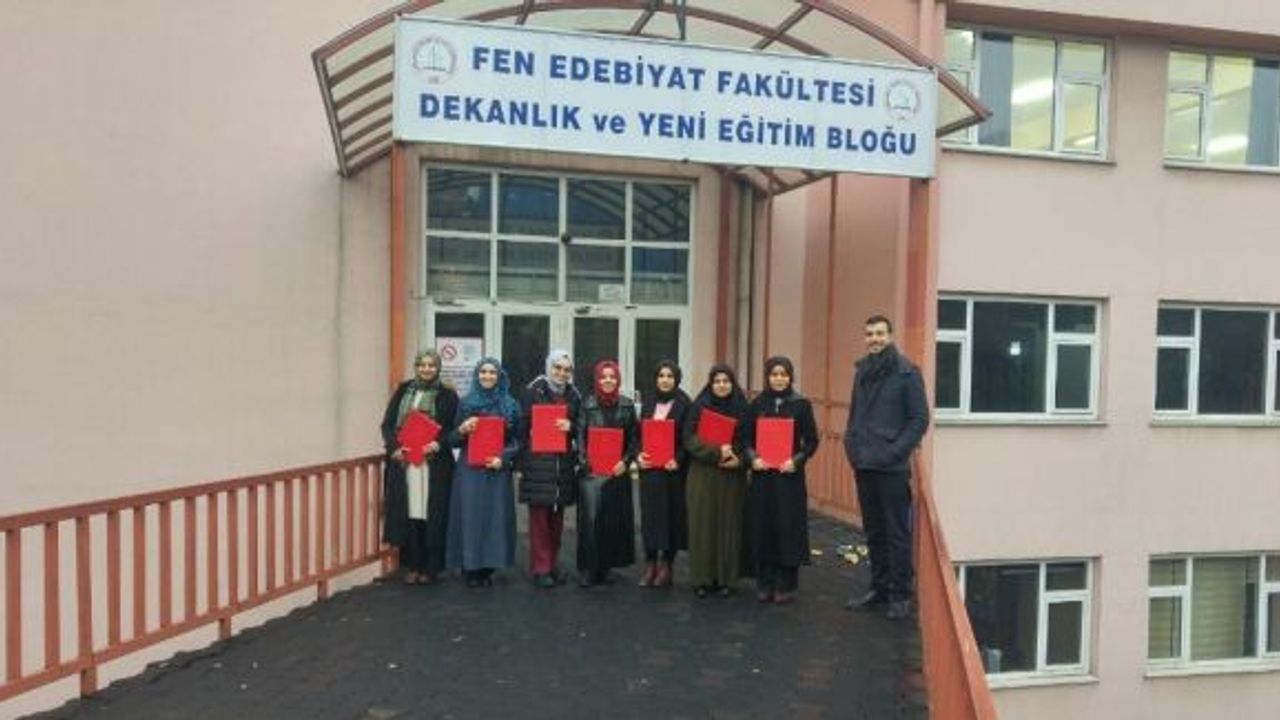 Sürekli eğitim merkezi genel İngilizce kursu tamamlandı