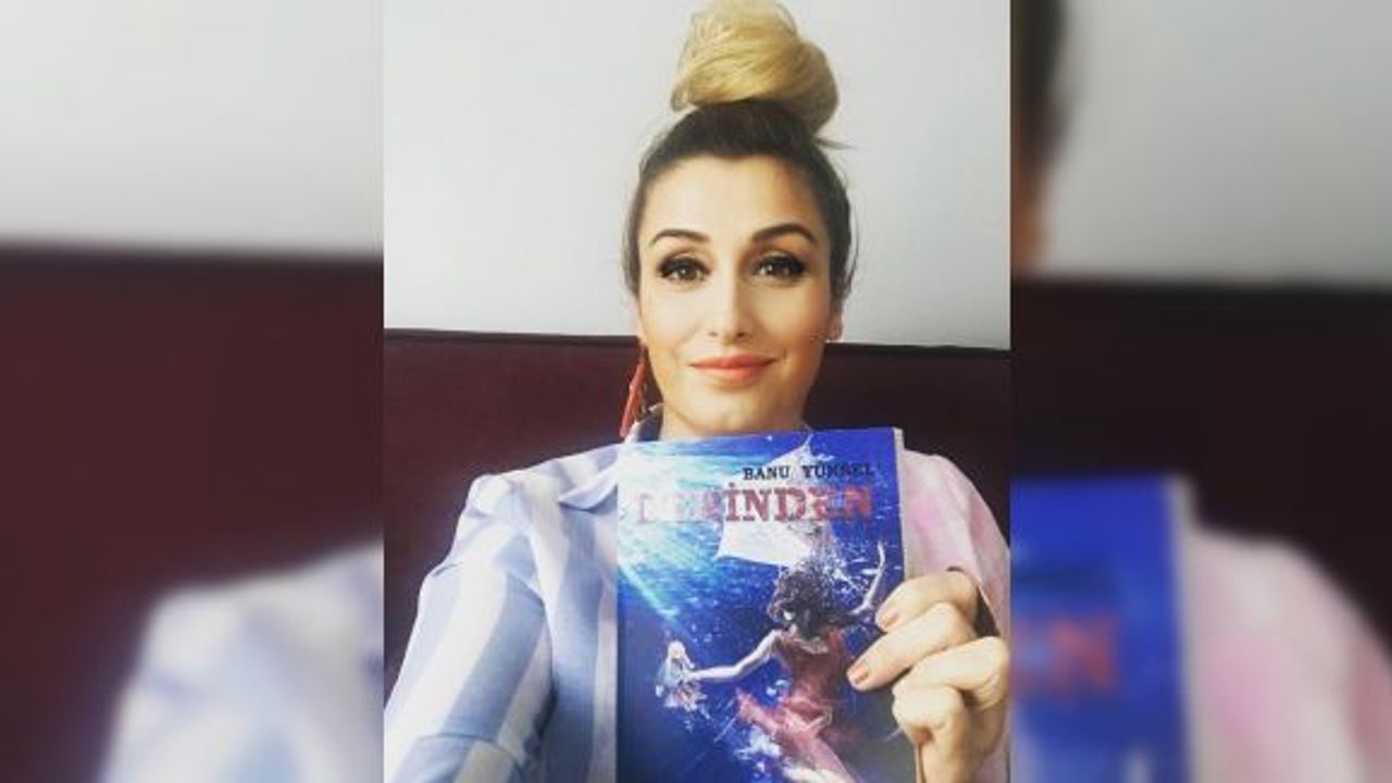 Yazdığı romana beste yaptı, sesiyle tüm okurlarını şaşırttı