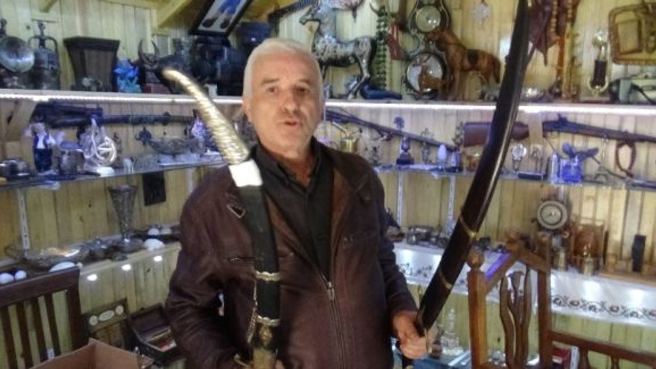 2 bin 500 tarihi parçanın bulunduğu hobi bahçesi ve hobi evi görenleri hayran bırakıyor