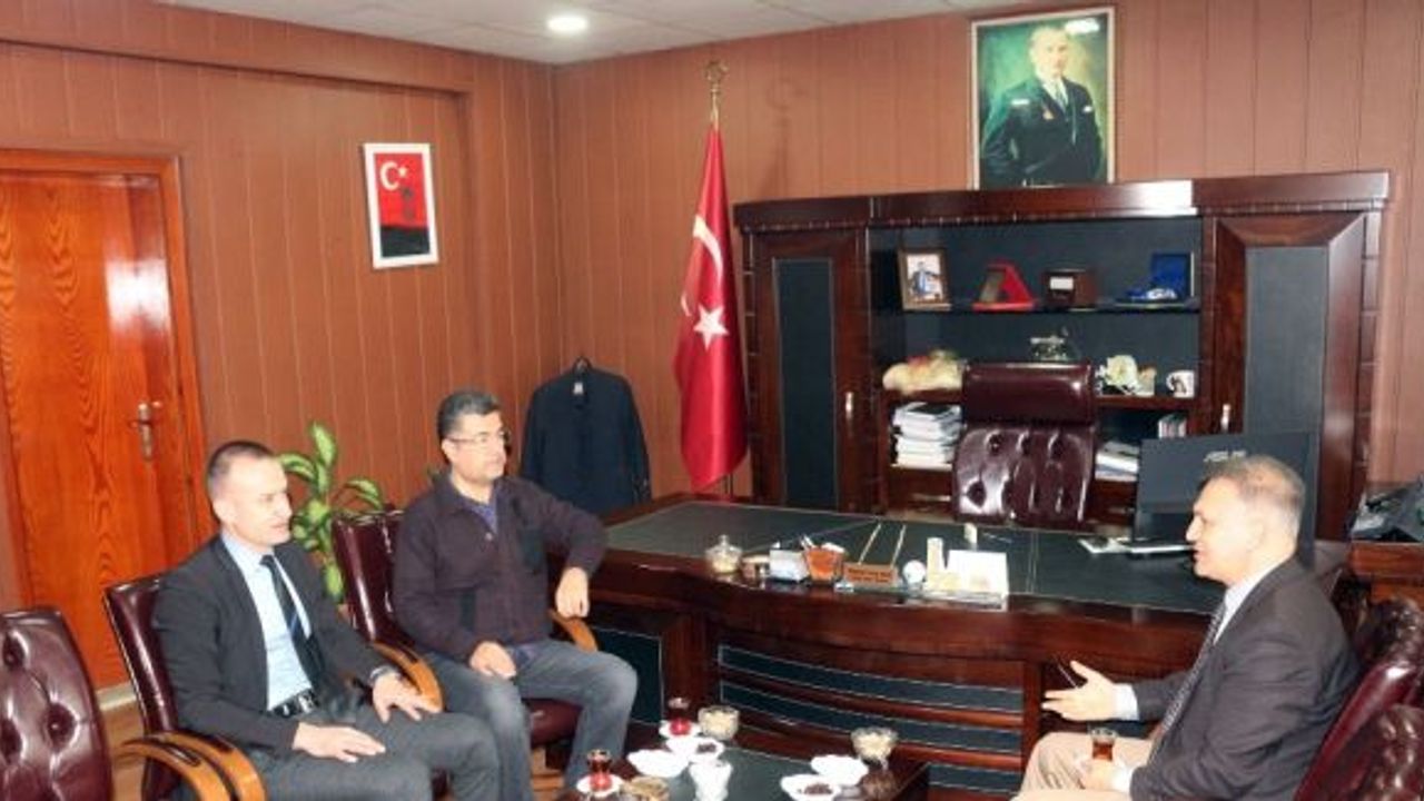 Ağrılı Türk Halk Müziği Sanatçısı Parlak’tan Tekin’e Ziyaret