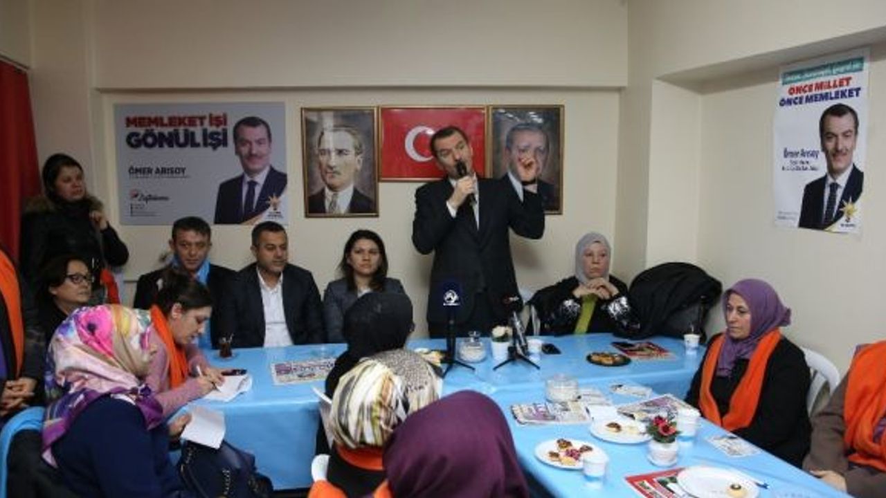 Arısoy, ‘Söz Sizde’ toplantılarının ilkinde Kariyer Merkezi projesinden söz etti