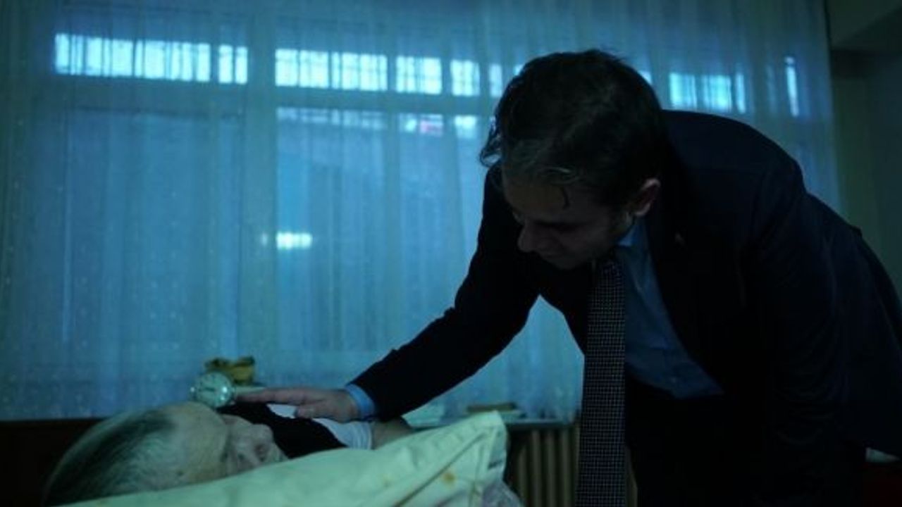 Belediye Başkan Adayı İbrahim Ulusoy Avcılar’da kapı kapı dolaşıp, vatandaşları dinliyor