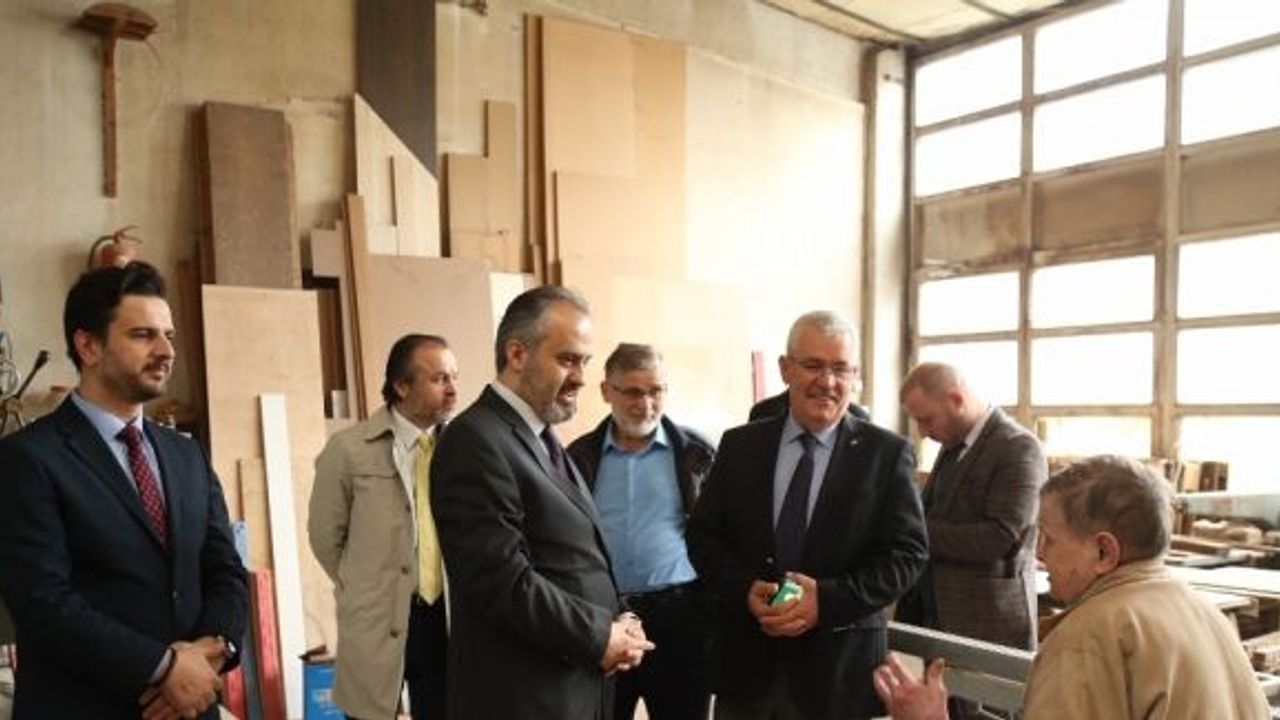 Bursa’da yüzlerce yıllık sanatı yaşatan ustaya Aktaş’tan ziyaret