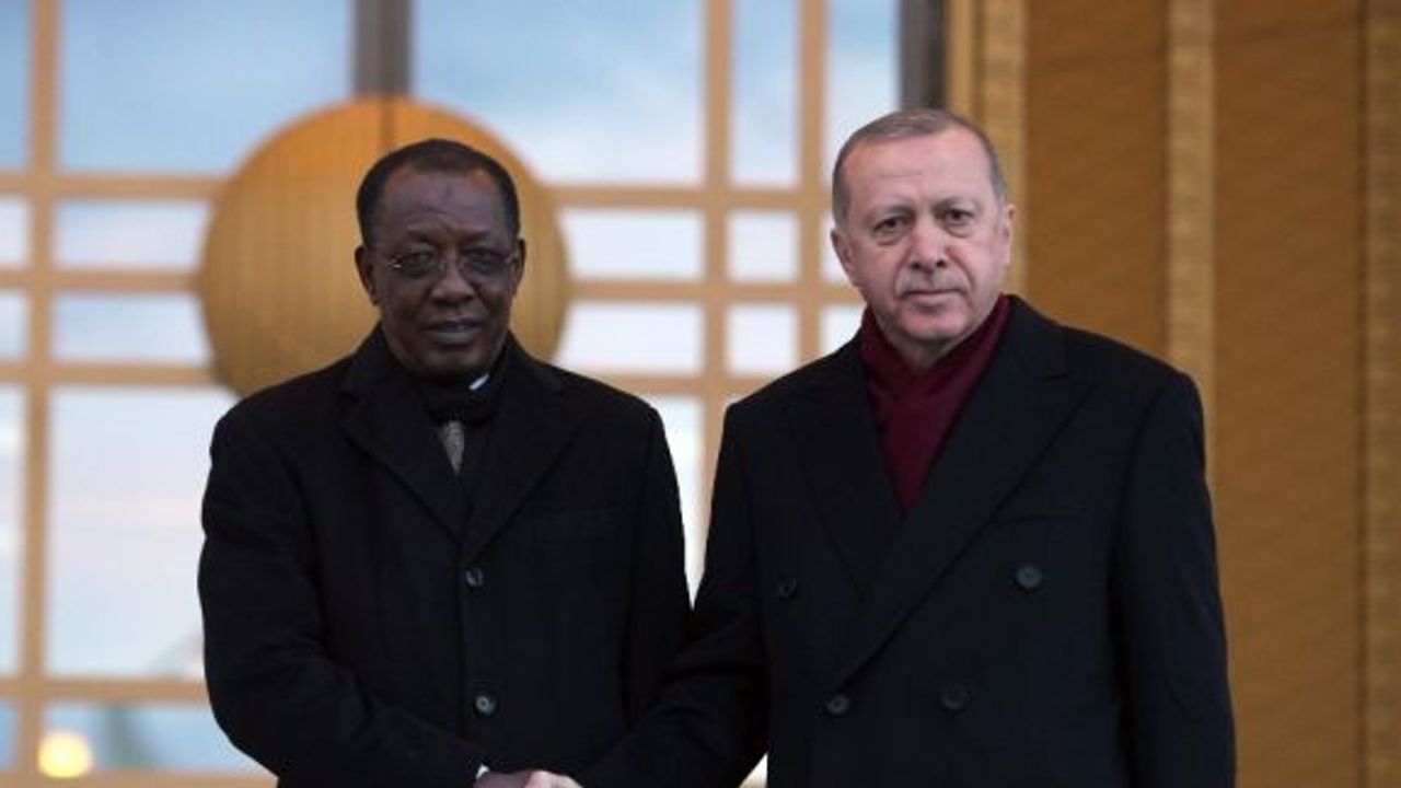 Cumhurbaşkanı Erdoğan, Çad Cumhurbaşkanını resmi tören ile karşıladı