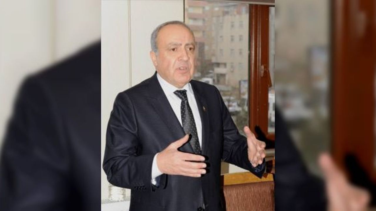 Dr. Nihat Özkan: "Gün ayrışma değil, birleşme günüdür"