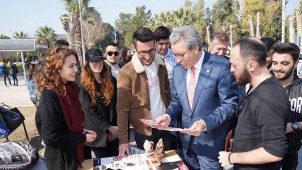 Ege Üniversitesi, 73 öğrenci topluluğu ile dikkat çekiyor