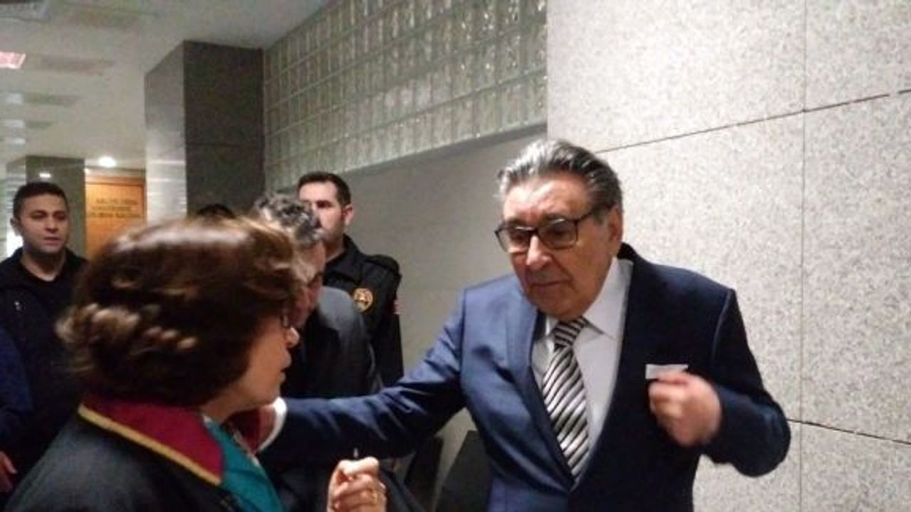 İş adamı Aydın Doğan sanık sıfatıyla ifade verdi