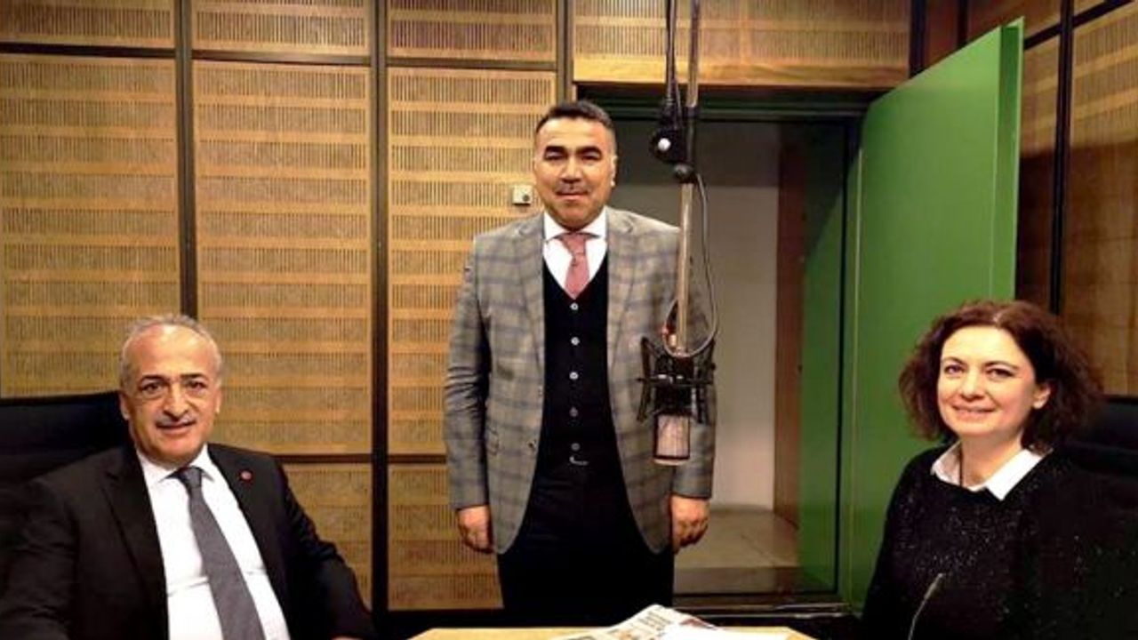 Rektör Çomaklı, TRT Türkiye’nin Sesi Radyosunun konuğu oldu