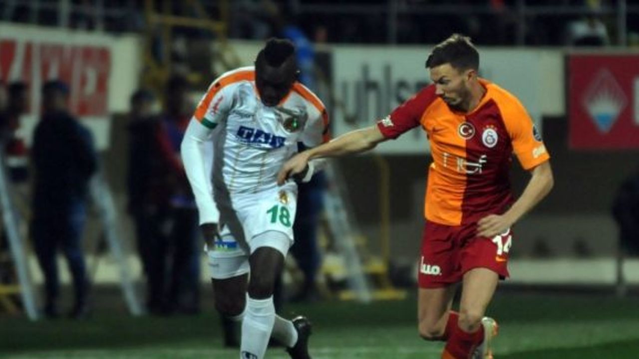 Spor Toto Süper Lig: Aytemiz Alanyaspor: 1 - Galatasaray: 1 (Maç sonucu)