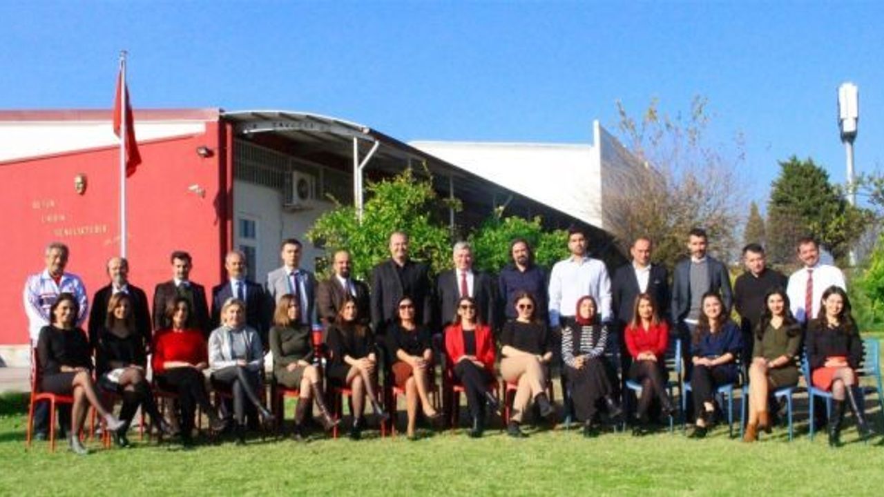 Aydın Özel Kavaklı Anadolu Lisesi başarıyı taçlandırıyor