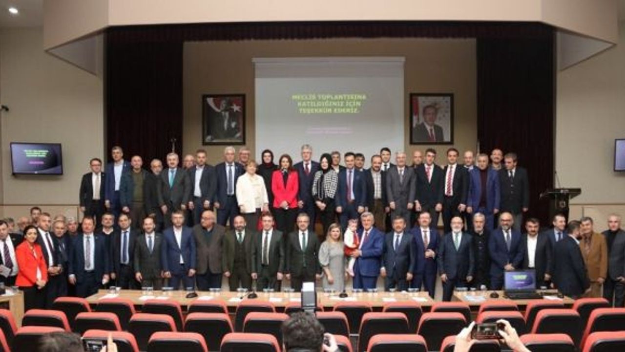 Başkan Karaosmanoğlu, meclise veda etti