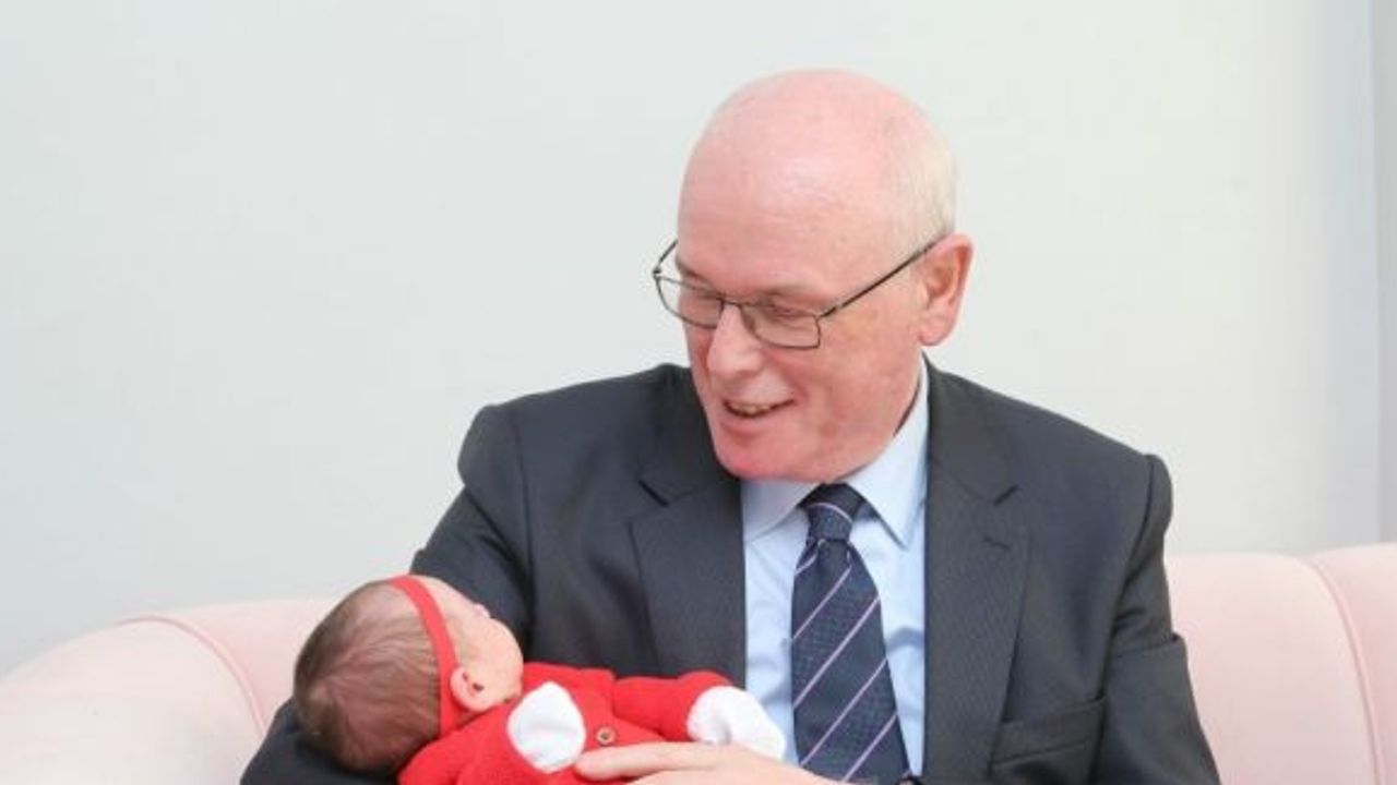 Başkan Kazım Kurt’tan ‘Aramıza Hoş Geldin Bebek’ ziyaretleri