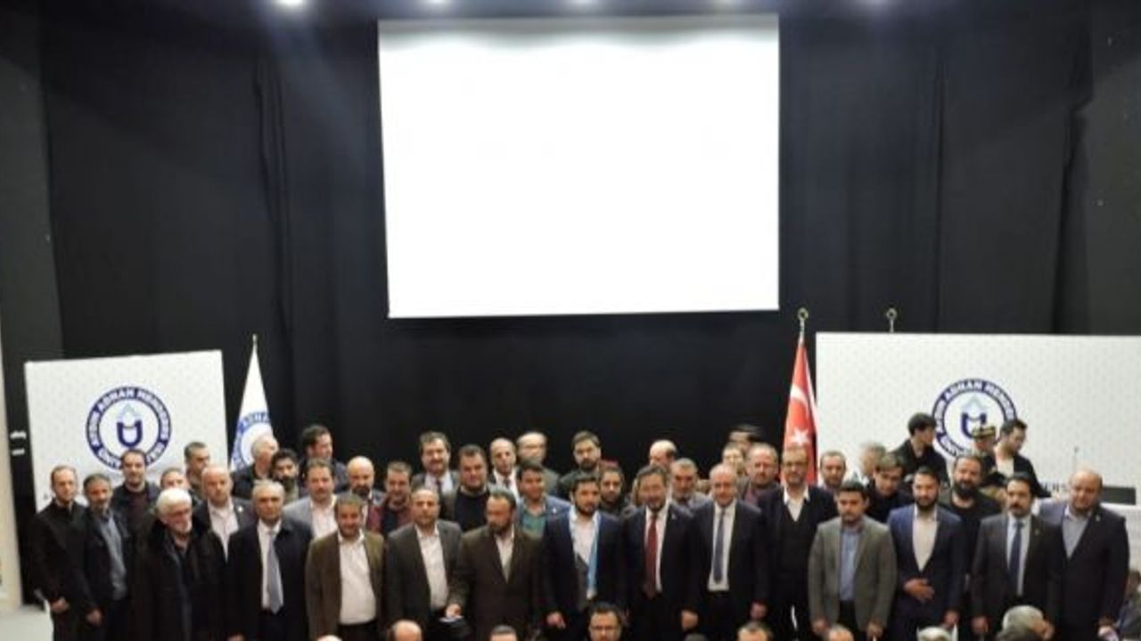 Doğu Türkistan Milli Meclis Başkanı, yaşanan zulmü anlattı