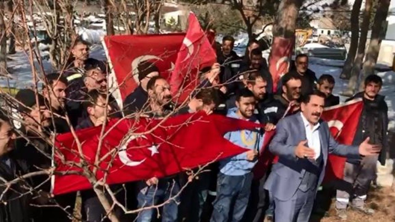 Ezana saygısızlığa Solist Fikret Şimşek’ten  şiirli tepki