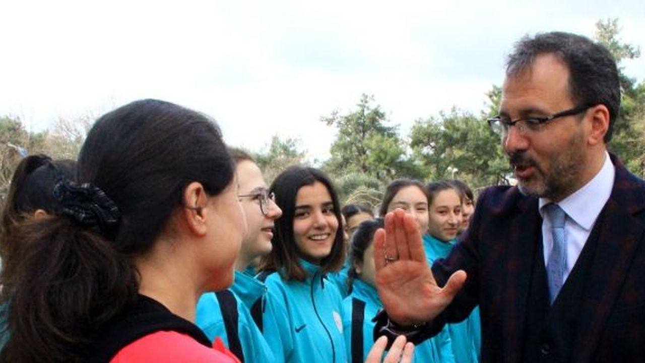 Gençlik ve Spor Bakanı Kasapoğlu: "Çocuklarımızı3 yaşından itibaren spora başlatacağız"
