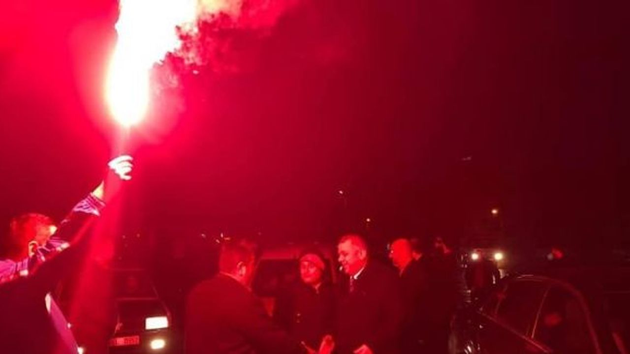 MHP Adayı Erdoğan Bıyık’a Aziziye gençlerinden coşkulu karşılama