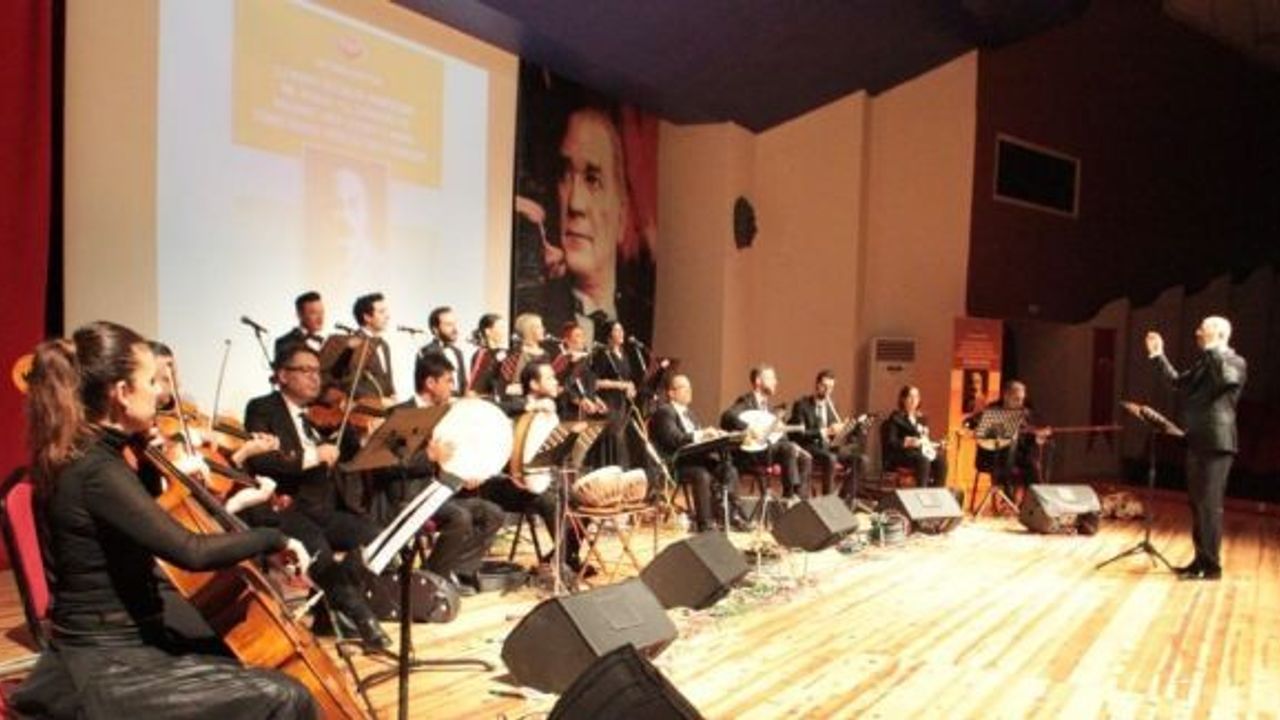 TRT İzmir Radyosu, Ersoy’u şiirlerinden bestelenen şarkılarıyla andı