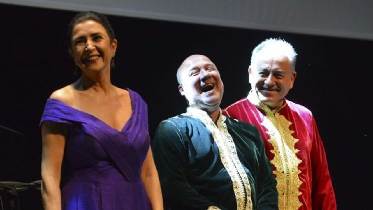 Türkan Şoray Kültür Merkezi’nde Tanini Trio konseri