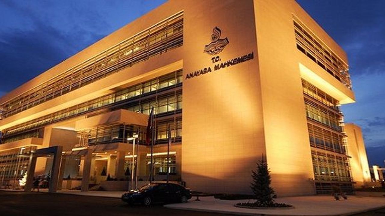 TEOG Sınavıyla İlgili Kullanılan İfadeler İçin Ceza Verilmesi Nedeniyle İfade Özgürlüğünün İhlal Edilmesi