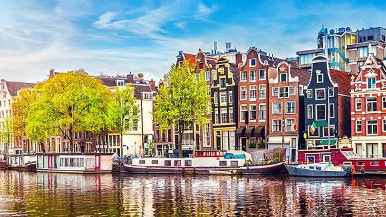 Amsterdam'da yüksek kira beklentisiyle evini boş tutan ev sahiplerine ceza!