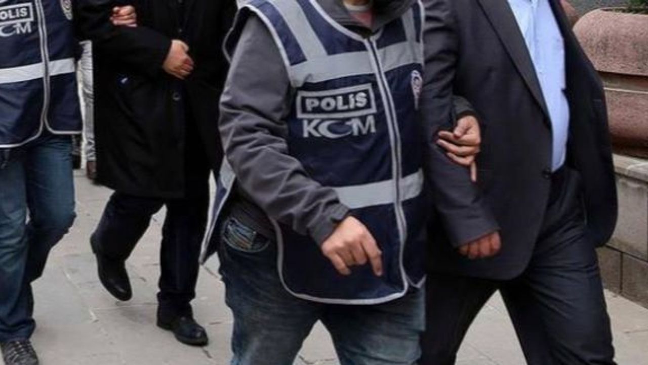 Ankara merkezli 6 ilde FETÖ soruşturması: 3'ü avukat 21 gözaltı kararı