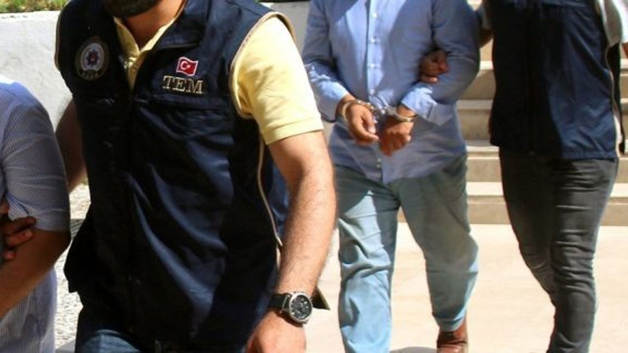 İstanbul merkezli 4 ilde 'sahte vekaletname' dolandırıcılarına operasyon: 15 gözaltı