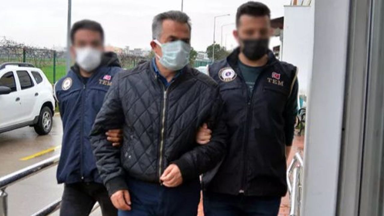 Adana'da FETÖ operasyonu: 9 gözaltı