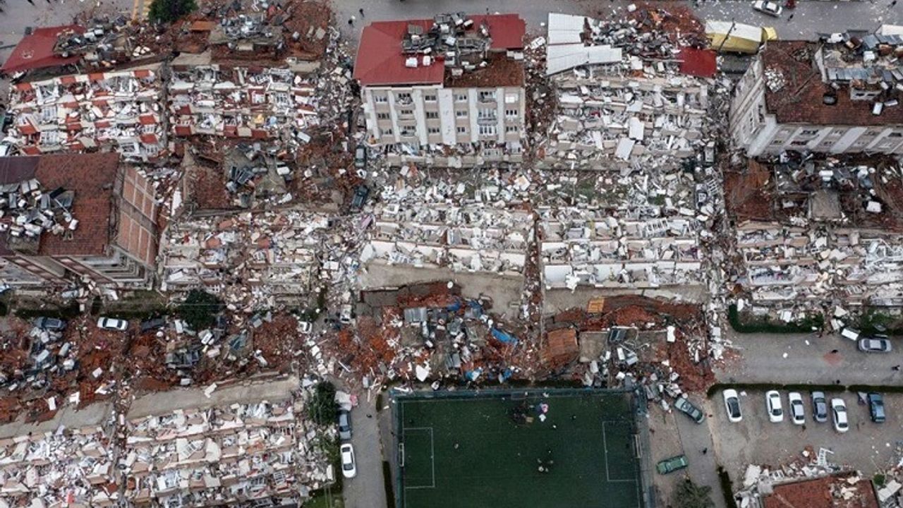Depremlerde yaşanan can kayıplarımızı önceden önleyebilir miyiz?