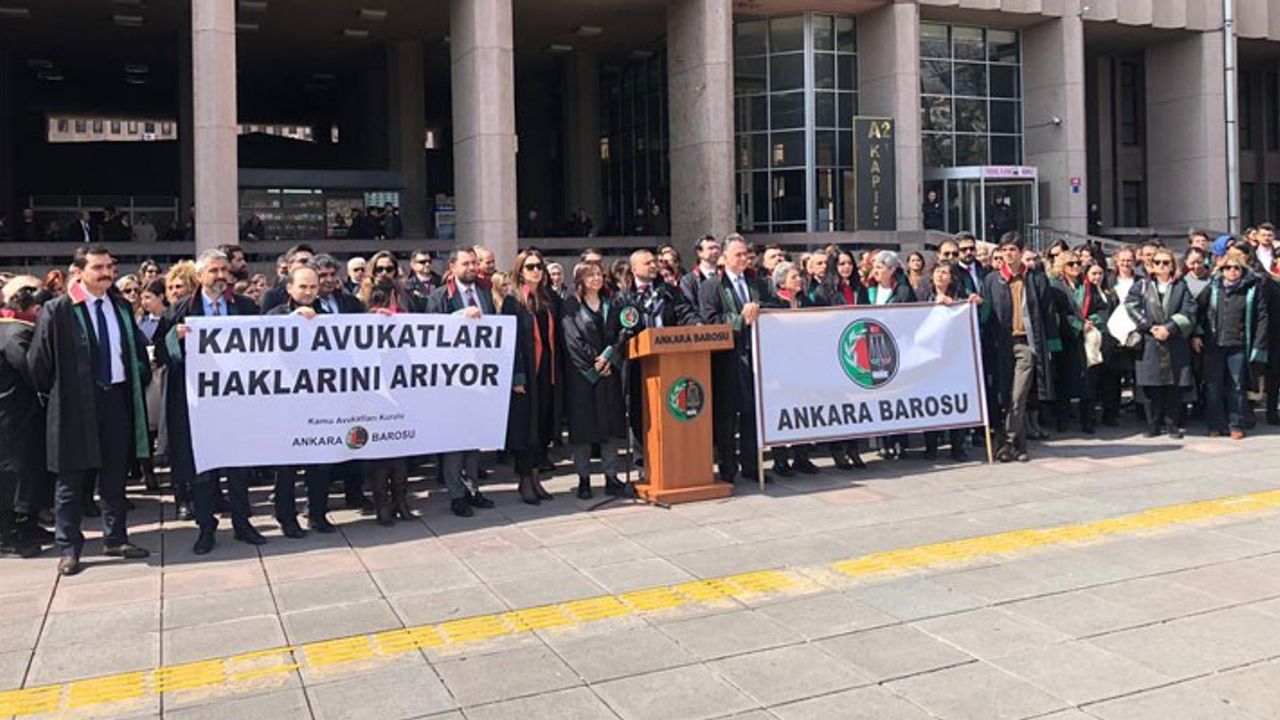 Kamu avukatları, Ankara Adliyesi önünde: '7'nci yargı paketinde de kamu avukatları yok sayılmıştır'