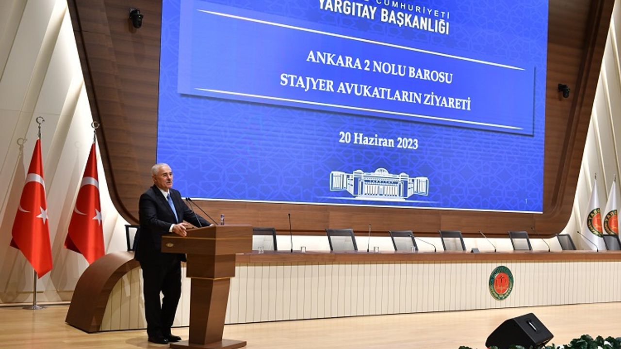 Ankara 2 No’lu Barosu Yönetim Kurulu Üyeleri ve stajyer avukatları Yargıtay Başkanlığını ziyaret etti
