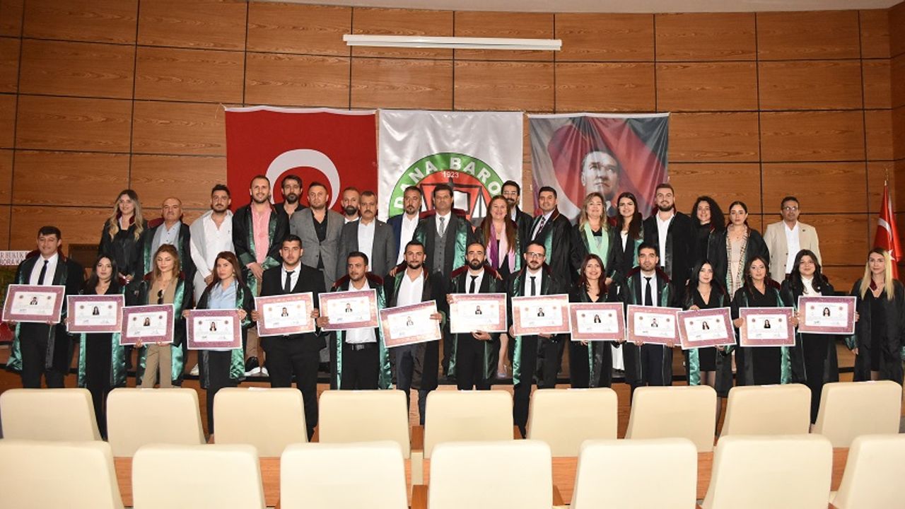 Adana Barosu'nda 41 stajyer avukat ruhsatını aldı