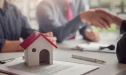 KENTSEL DÖNÜŞÜMDE, YAPIDAKİ MEVCUT KİRACILARIN TAZMİNAT HAKKI