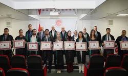 İstanbul 2 Nolu Barosu'nda 10 avukat ruhsatnamesini aldı