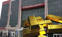 Adliyeye mesai başlamadan gelip, market arabasıyla altın ve gümüşleri çalmış!