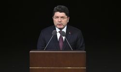 Bakan Tunç: Hiç kimsenin hukuku sabote etmesine, adaletin itibarına gölge düşürmesine asla müsaade etmeyiz