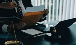 MENFİ TESPİT DAVASINDA (CİRO YOLUYLA DEVRALINAN) TÜKETİCİ SENETLERİNDE İYİNİYET İDDİASI