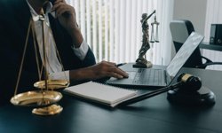 Türkiye’de Yabancıların Çalışma İzni ve İkamet İzinleri Rejimi: Mevzuat, Uygulama, Yargı Kararları ve AİHM Perspektifi