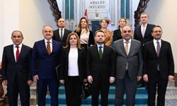 Bakan Gürlek: “12. yargı paketindeki düzenlemelerle yargıyı el birliğiyle daha da hızlandıracağız”