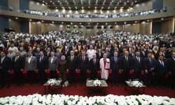 AYM Başkanı Özkaya Mersin Üniversitesinde öğrencilerle bir araya geldi