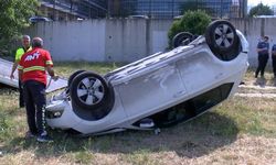 Adliye otoparkında hakimin kullandığı araç 2 metreden düştü!