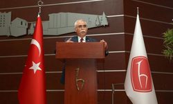 AYM Başkanı Özkaya'dan genç hukukçulara: Kolay olanı değil, doğru olanı tercih edin